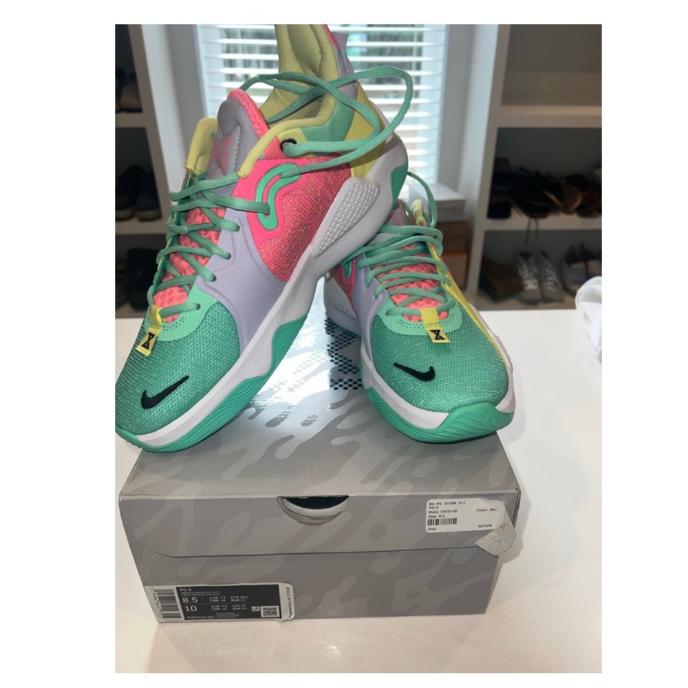 Nike Paul George mens sz 10 women’s 8.5 PG 5  green glow pastel MINT in box!L@@K